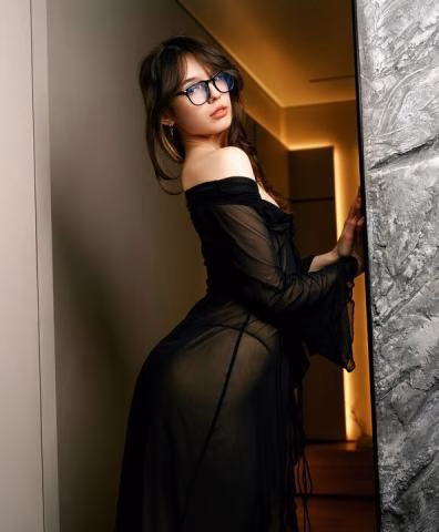 Belapur aged housewife Call Girl